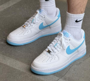 Giay Nike Air Force 1 Low 'University Blue' FQ4296-100