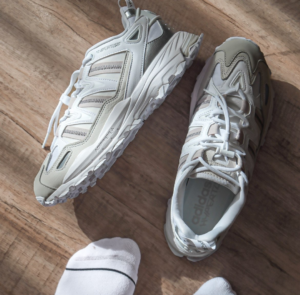 Giay Adidas Hyperturf 'White Silver Metallic' GY9410