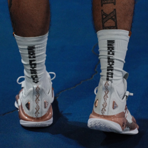 Giay Anta Kyrie Irving x Shock Wave 5 Pro 'Finals' 112331111-3