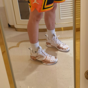 Giay Anta Kyrie Irving x Shock Wave 5 Pro 'Finals' 112331111-3