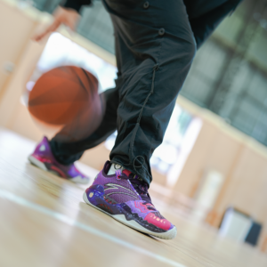 Giay Anta Kyrie Irving x Shock Wave 5 Pro 'Moon' 112411111S-1