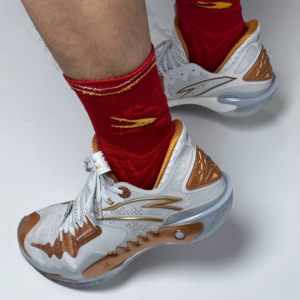 Giay Anta Shock Wave 5 'Immortality' 112331106-8