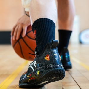 Giay Anta Shock Wave 5 Pro 'Heterochromia' 112411111-1