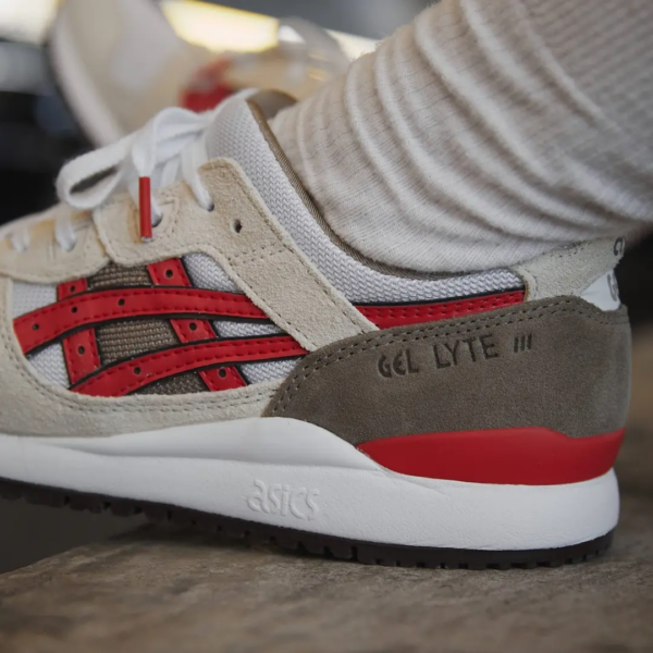 Giay Asics Gel Lyte 3 OG 'Smoke Grey Red Alert' 1201A832-020