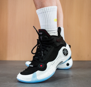 Giay Lining Way Of Wade 10 'Announcement' ABAS115-14