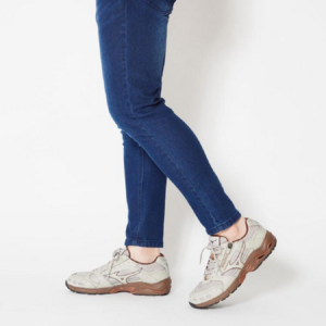 Giay Mizuno Wave Explorer FS2 B1GA210049