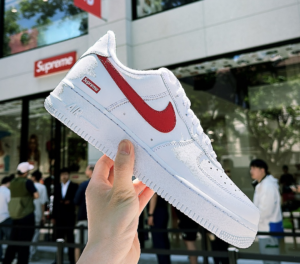 Giay Nike Air Force 1 Low x Supreme 'Shanghai' CU9225-101
