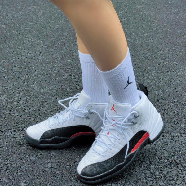 Giay Nike Air Jordan 12 Retro 'Taxi Flip' CT8013-162