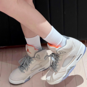 Giay Nike Air Jordan 5 Retro SE Craft GS 'Light' FD9220-180