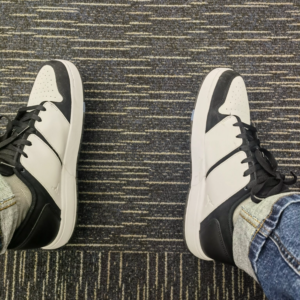 Giay Nike Air Jordan NU Retro 1 Low GS 'White Black' FB4412-100