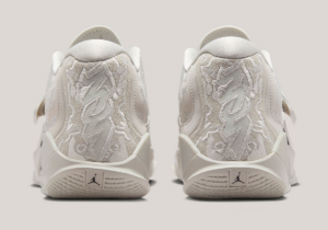 Giay Nike Air Jordan Zion 3 SE 'Light Bone' FN1714-040