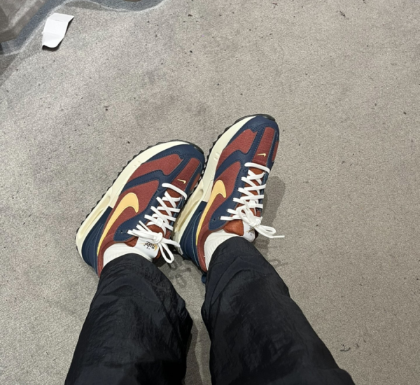 Giay Nike Air Max Dawn 'Dark Pony Obsidian' DX5655-200