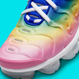 Giay Nike Air VaporMax Plus 'Cotton Candy Rainbow' FJ4550-606