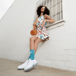 Giay Nike Air VaporMax Plus 'White Metallic Silver' FQ8895-100