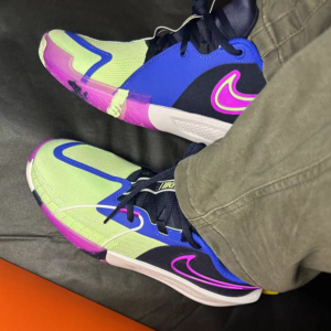 Giay Nike GT Cut 3 SE GS 'Summer Camp Pack' FQ2784-400