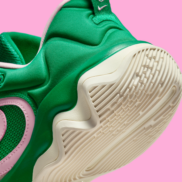 Giay Nike Giannis Immortality 3 '5 The Hard Way' DZ7533-300