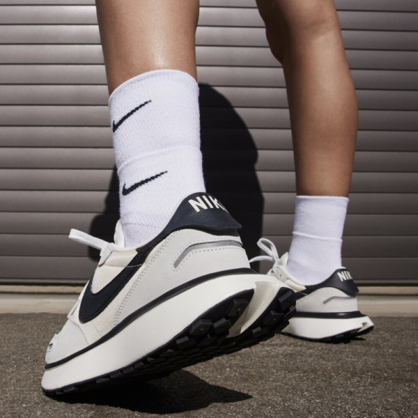 Giay Nike Phoenix Waffle 'Summit White Black' FD2196-100