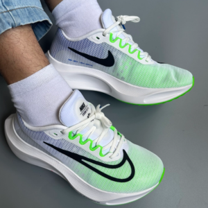 Giay Nike Zoom Fly 5 'White Green Strike Blue' DM8968-101