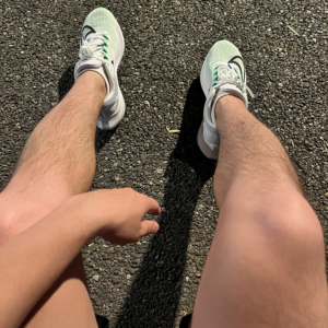 Giay Nike Zoom Fly 5 'White Green Strike Blue' DM8968-101