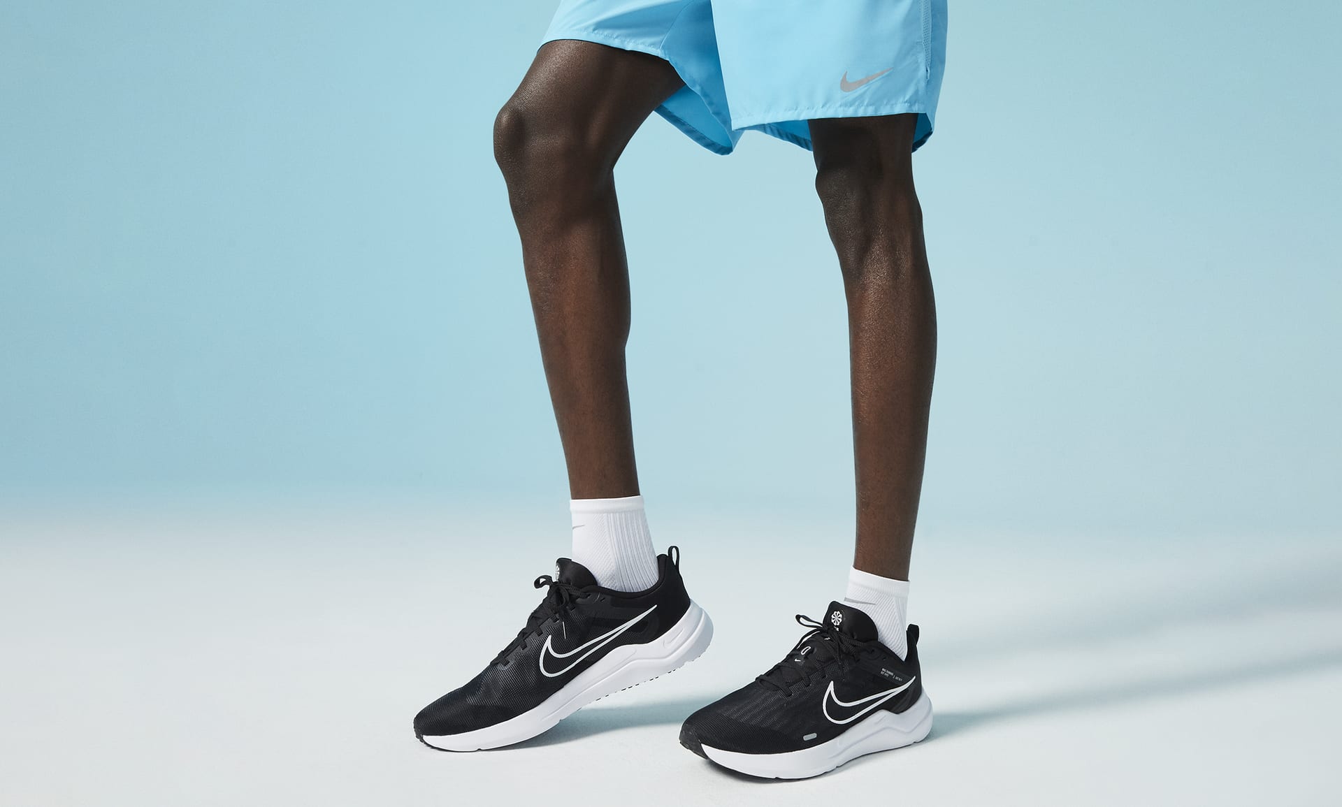 7 đôi giày Nike có thể giúp bạn đứng cả ngày không mỏi Hinh anh 8: 7 doi giay Nike co the giup ban dung ca ngay khong moi
