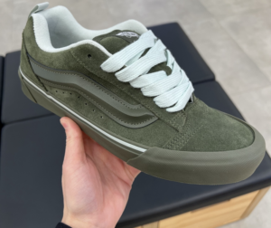 Giay Vans Knu Skool 'New Green' VN000CRPOLV