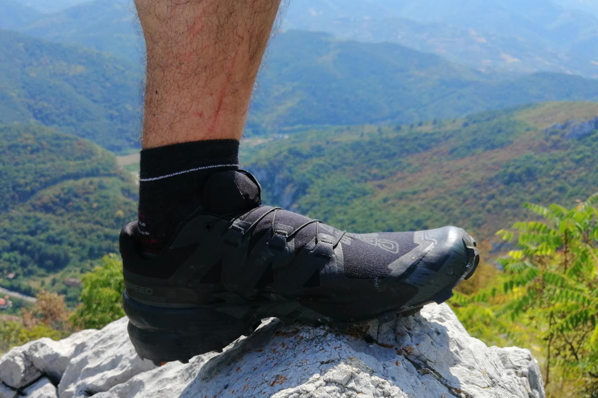 Hinh anh 6: Nhung doi giay chay bo chong nuoc tot nhat nam 2024