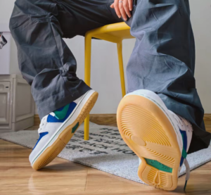 Giay Nike SB Dunk Low 'Royal Malachite' HF3704-001