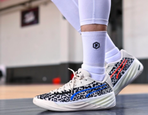 Giay Puma All-Pro Nitro 'Clyde's Closet' 379141-01