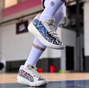 Giay Puma All-Pro Nitro 'Clyde's Closet' 379141-01