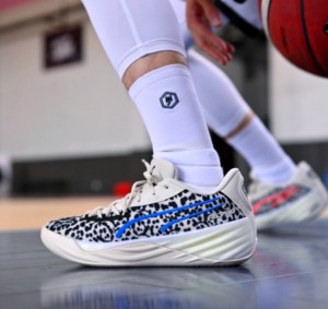 Giay Puma All-Pro Nitro 'Clyde's Closet' 379141-01