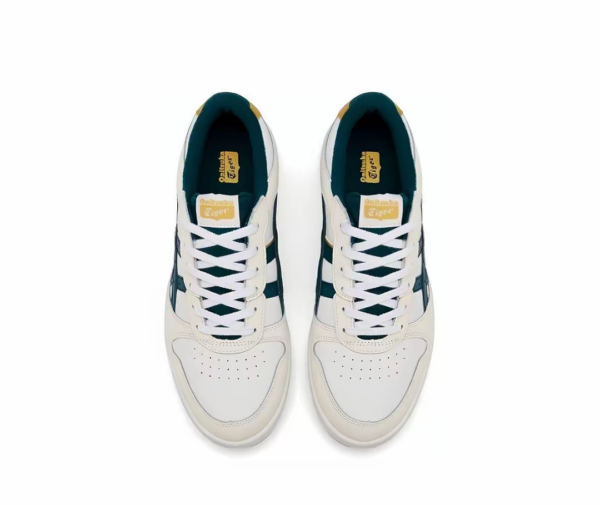 Giay Onitsuka Tiger Buzzer Trainer 'Cream White Blue' 1183B896-104