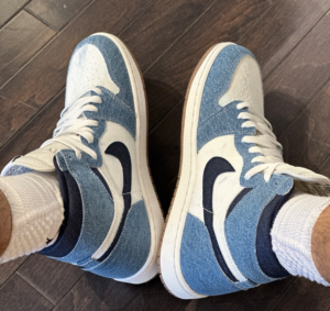 Giay Nike Air Jordan 1 Retro High OG 'Denim' FQ2947-100