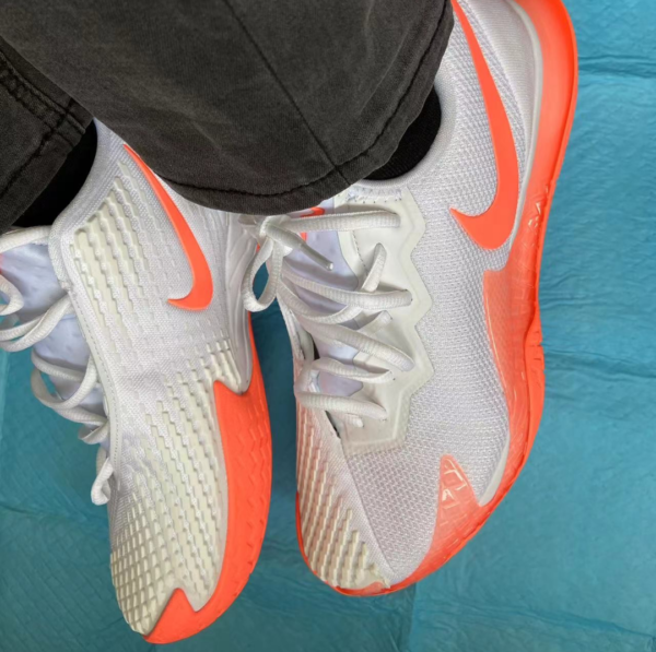 Giay Nike Zoom Vapor Cage 4 Rafa 'White Bright Mango' DD1579-106