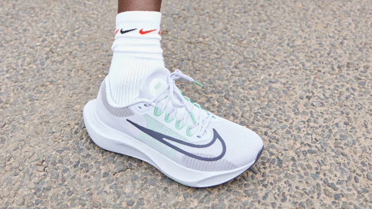 Review chi tiết Nike Zoom Fly 5: Liệu có xứng đáng để sở hữu? Hinh anh 9: Review chi tiet Nike Zoom Fly 5: Lieu co xung dang de so huu?