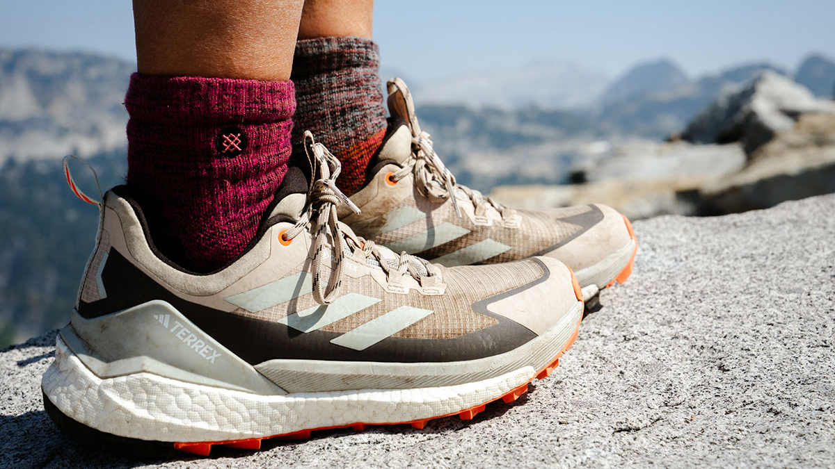 Hinh anh 6: Chinh phuc moi dia hinh cung 3 doi giay adidas Terrex dinh cao