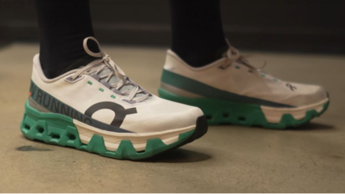 Review On Cloudmonster: "Quái vật" êm ái chinh phục mọi địa hình Hinh anh 3: Review On Cloudmonster: "Quai vat" em ai chinh phuc moi dia hinh