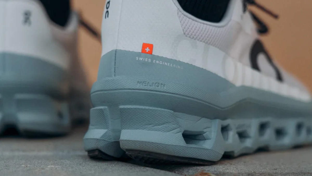 Review On Cloudmonster: "Quái vật" êm ái chinh phục mọi địa hình Hinh anh 9: Review On Cloudmonster: "Quai vat" em ai chinh phuc moi dia hinh