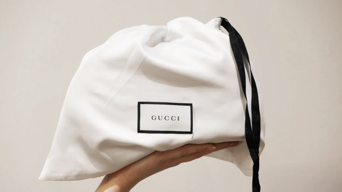 Bí kíp bảo quản túi xách hàng hiệu dành cho các tín đồ thời trang Hinh anh 3: Bi kip bao quan tui xach hang hieu danh cho cac tin do thoi trang