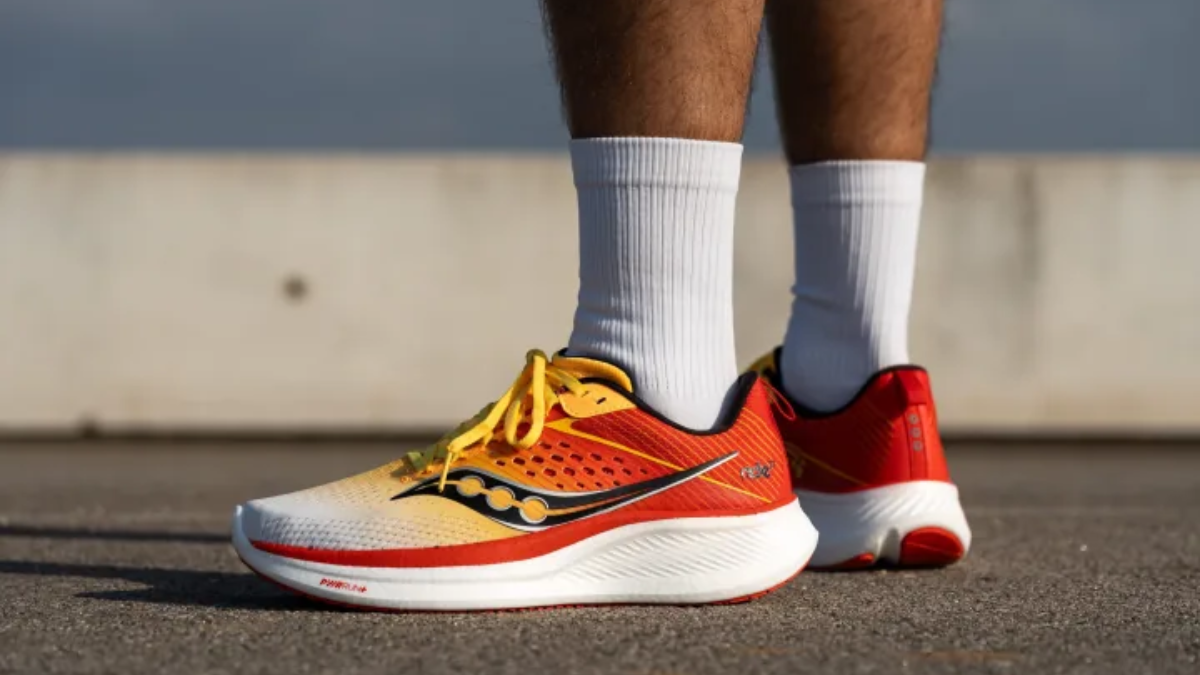 Hinh anh 2: Diem danh 7 doi giay di bo Saucony tot nhat nam 2024