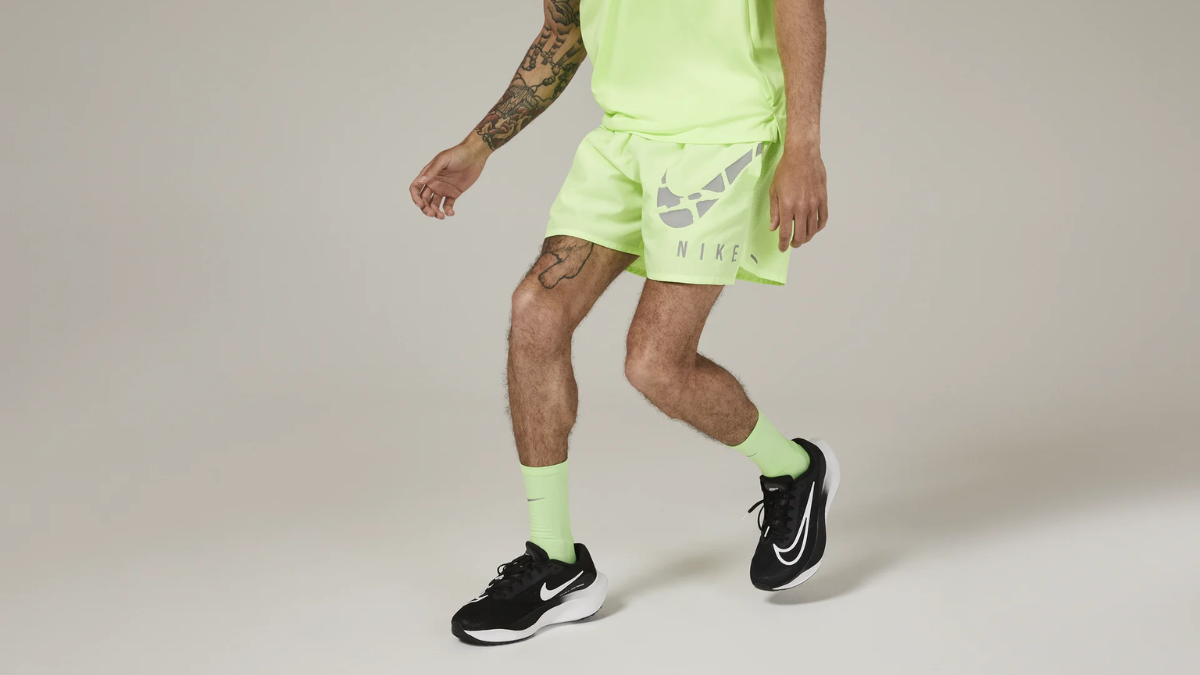 Review chi tiết Nike Zoom Fly 5: Liệu có xứng đáng để sở hữu? Hinh anh 6: Review chi tiet Nike Zoom Fly 5: Lieu co xung dang de so huu?