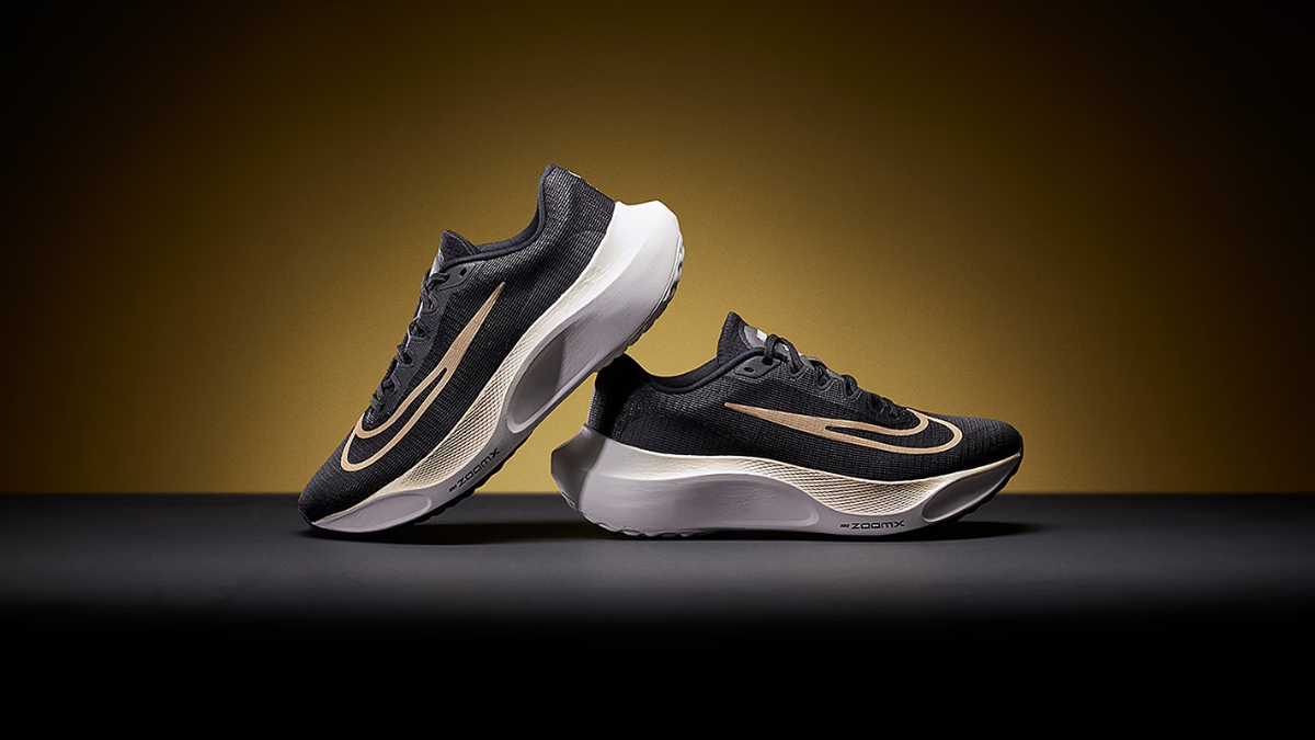 Review chi tiết Nike Zoom Fly 5: Liệu có xứng đáng để sở hữu? Hinh anh 5: Review chi tiet Nike Zoom Fly 5: Lieu co xung dang de so huu?