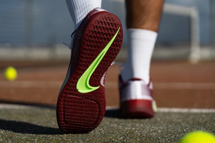 Hinh anh 4: Co nen mua Nike Court Air Zoom Vapor 11 khong?