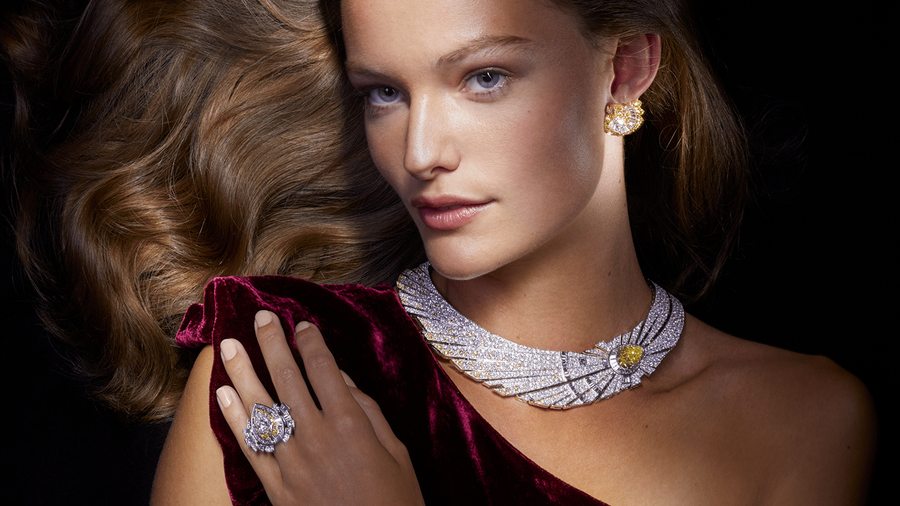 Van Cleef & Arpels: Tuong dai Cua Su Thanh Lich va Sang Trong