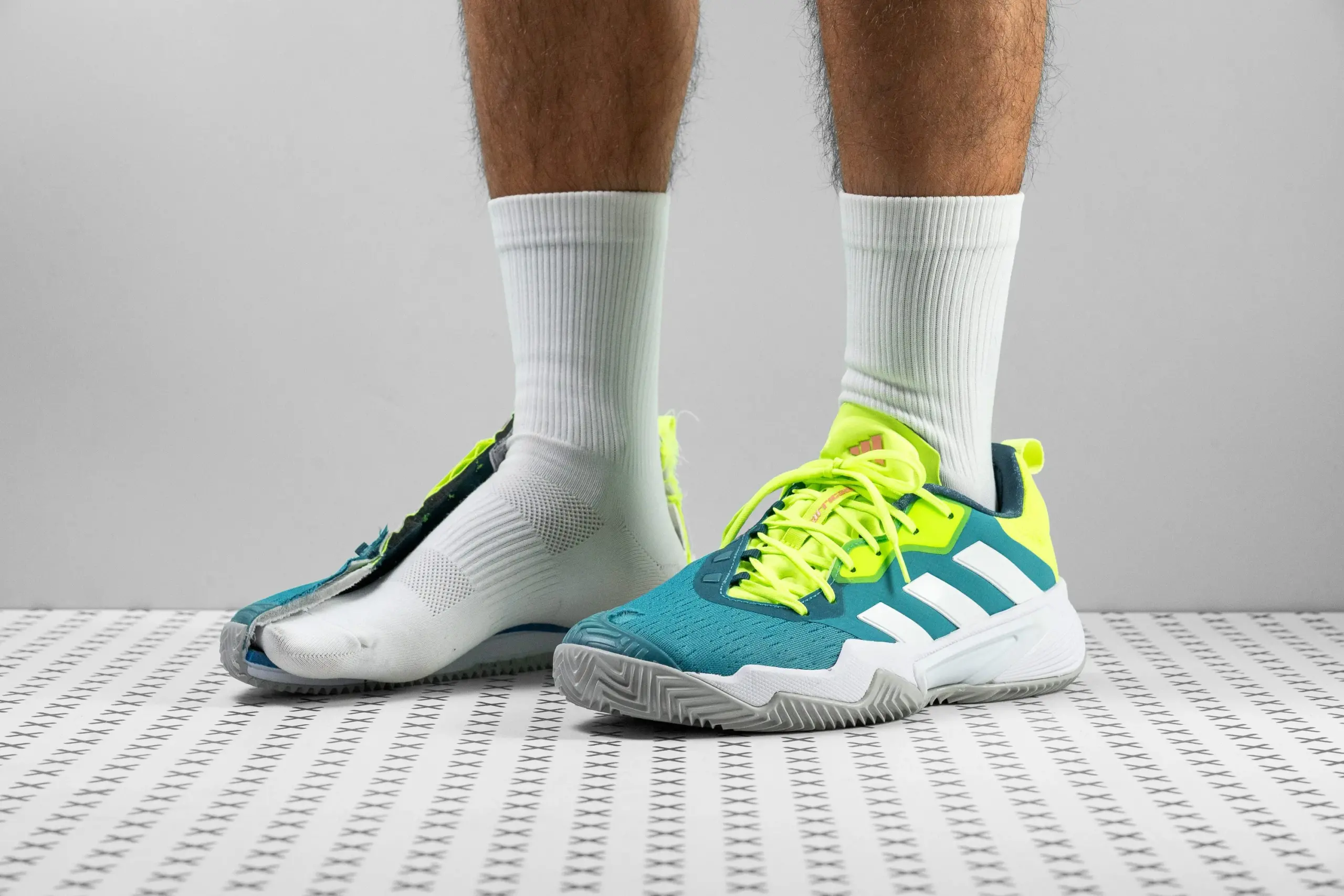 Review siêu phẩm giày tennis: Adidas Barricade 13 Hinh anh 4: Review sieu pham giay tennis: Adidas Barricade 13