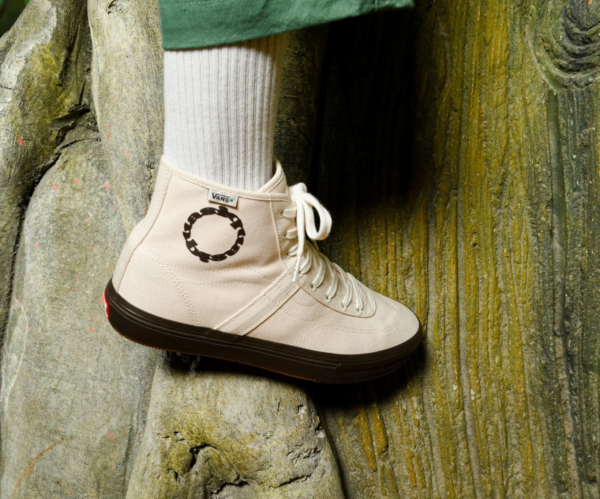 Giay Vans Gilbert Crockett High Decon x Quasi Skateboards 'Cream' VN0007QVTBD