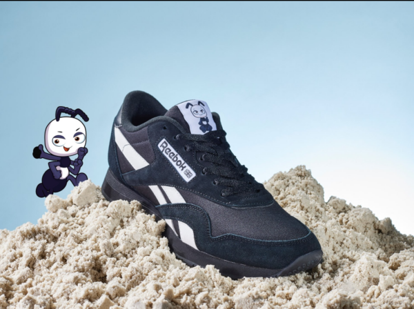 Giay Reebok Classic Nylon x VeeFriends 'Black' 100033807
