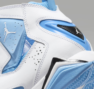 Giay Nike Air Jordan True Flight 'UNC' 342964-140