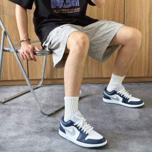 Giay Nike Air Jordan 1 Low 'Midnight Navy' 553558-141