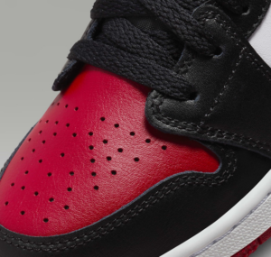 Giay Nike Air Jordan 1 Low 'Bred Toe 2.0' 553560-161