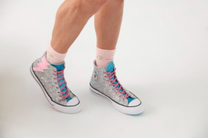 Giay Converse Chuck 70 Hi 'Pride Shimmering Silver' 165723C